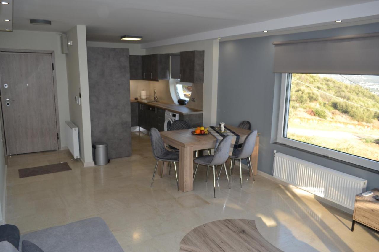 "Stergiou Luxury Apartments" Με Κοινη Πισινα Saronida Ngoại thất bức ảnh